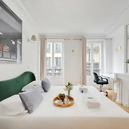 Apartment Renovated And Modern 4bd For 12 Guests